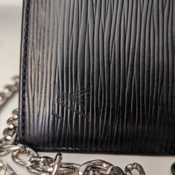 Lou's Vuitton Brazza Waller/WoC - Picture 2 of 7